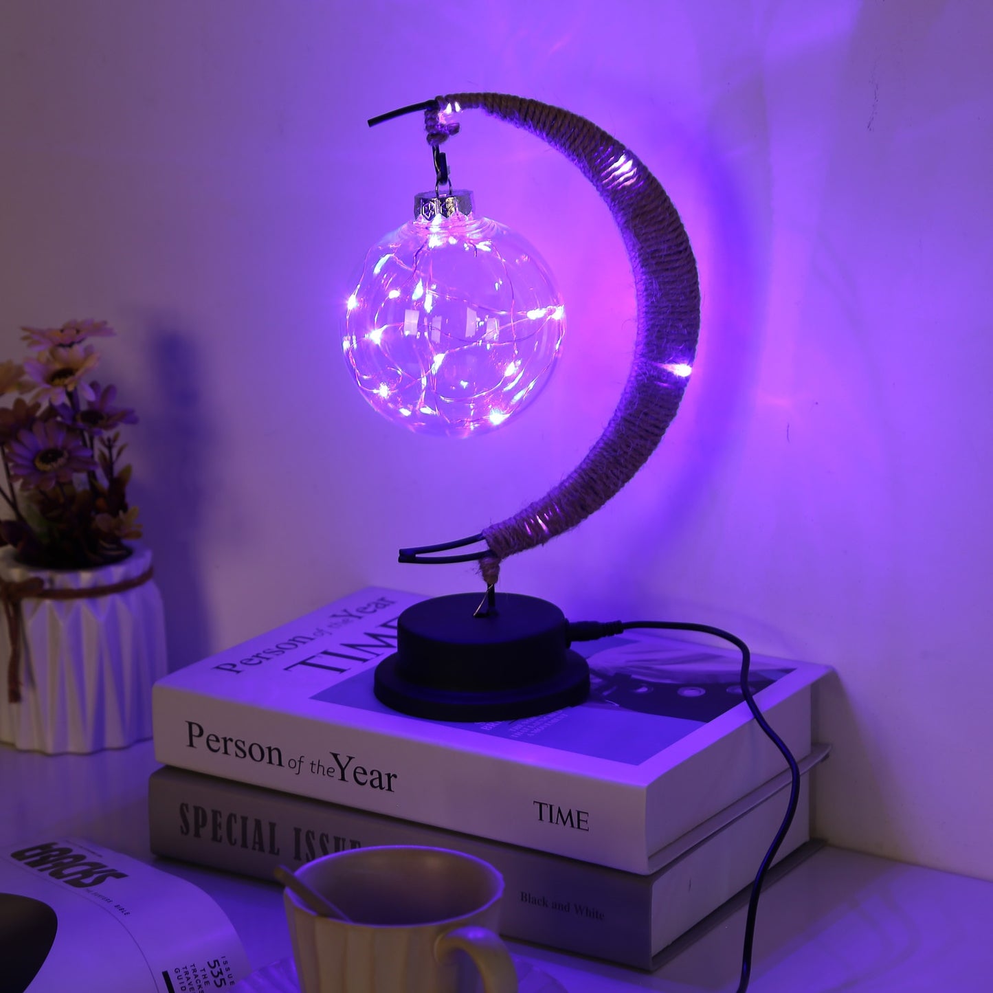 Moon Sepak Lamp